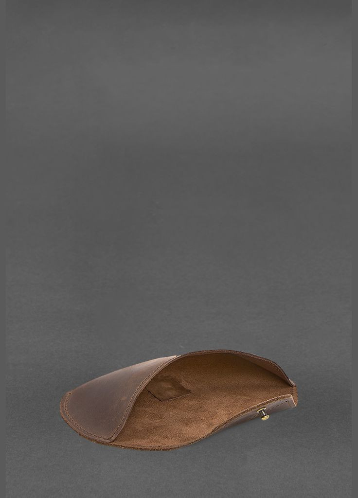 Шкіряний чохол для окулярів із клапаном на гумці Темно-коричневий Crazy Horse (A-028372) BlankNote (330144375)