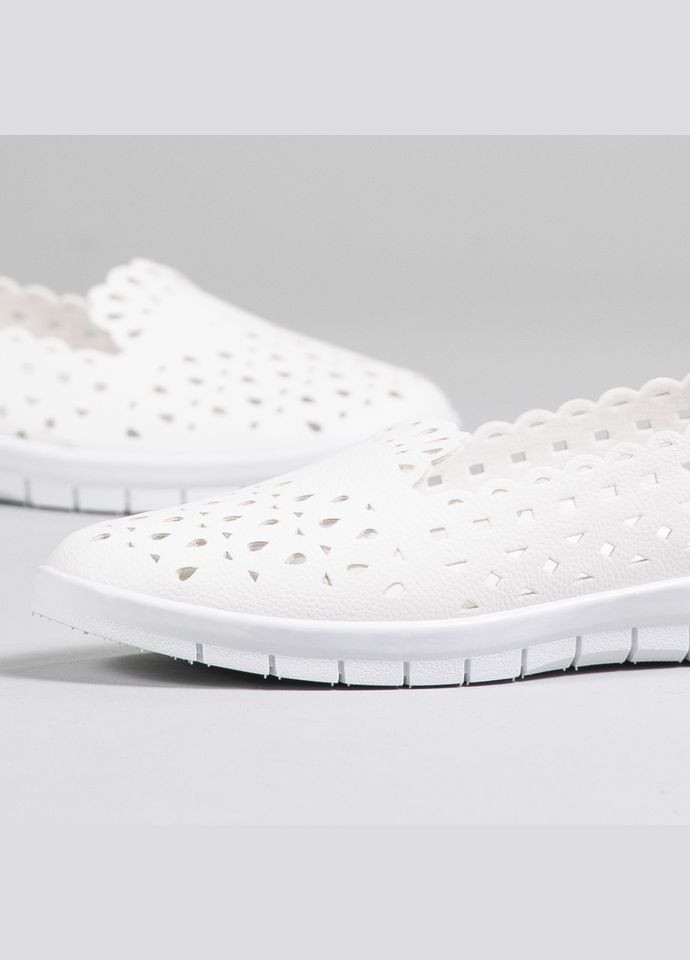 Белые женские слипоны белые (ж 16 б) Bromen