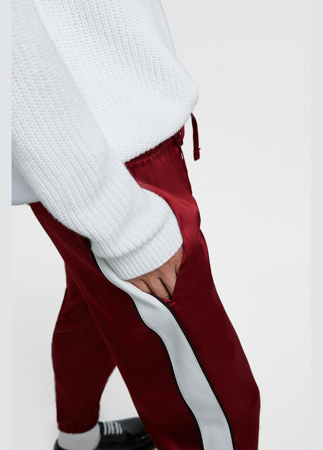 Бордовые брюки Zara