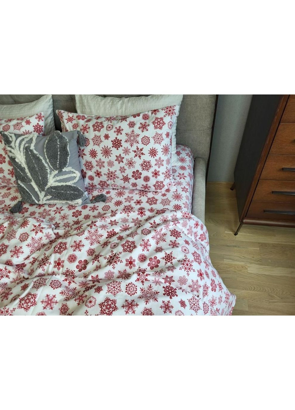 Постельное белье Снежинка, фланель(байка) Семейный размер, наволочки 50/70 No Brand (364219104)