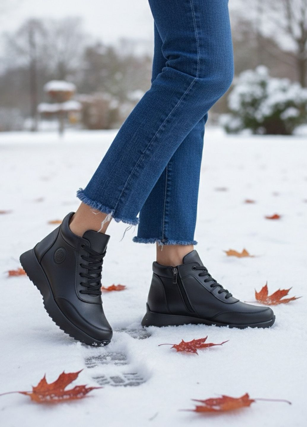 Кроссовки женские осенние из натуральной кожи No Brand 3802/1 чёрные демисезоны (366817372)