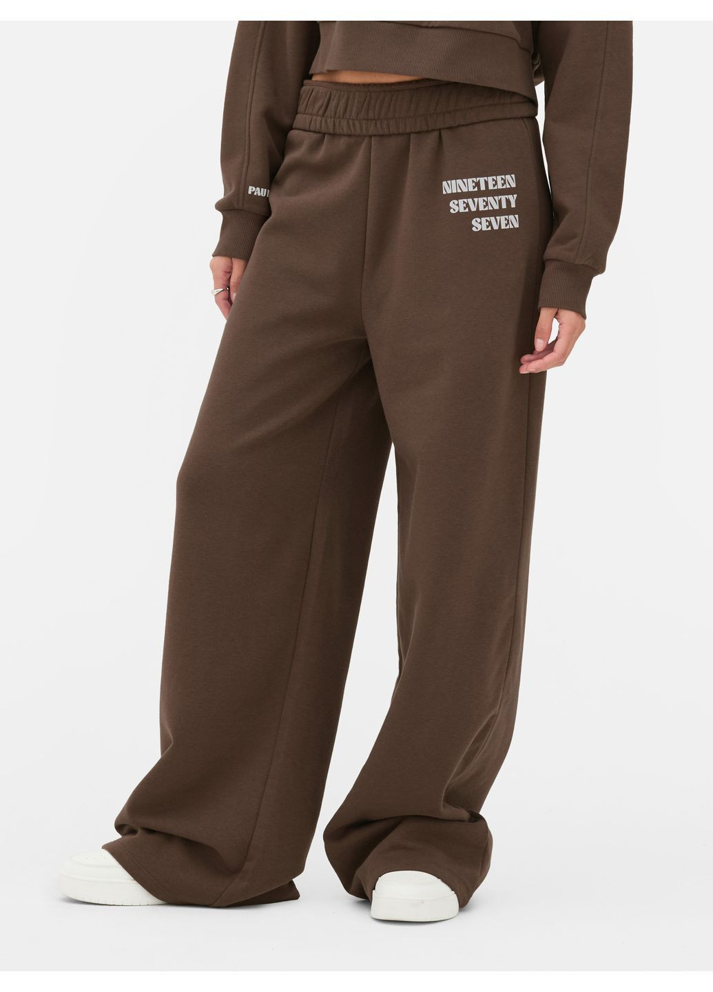 Темно-коричневые брюки Primark