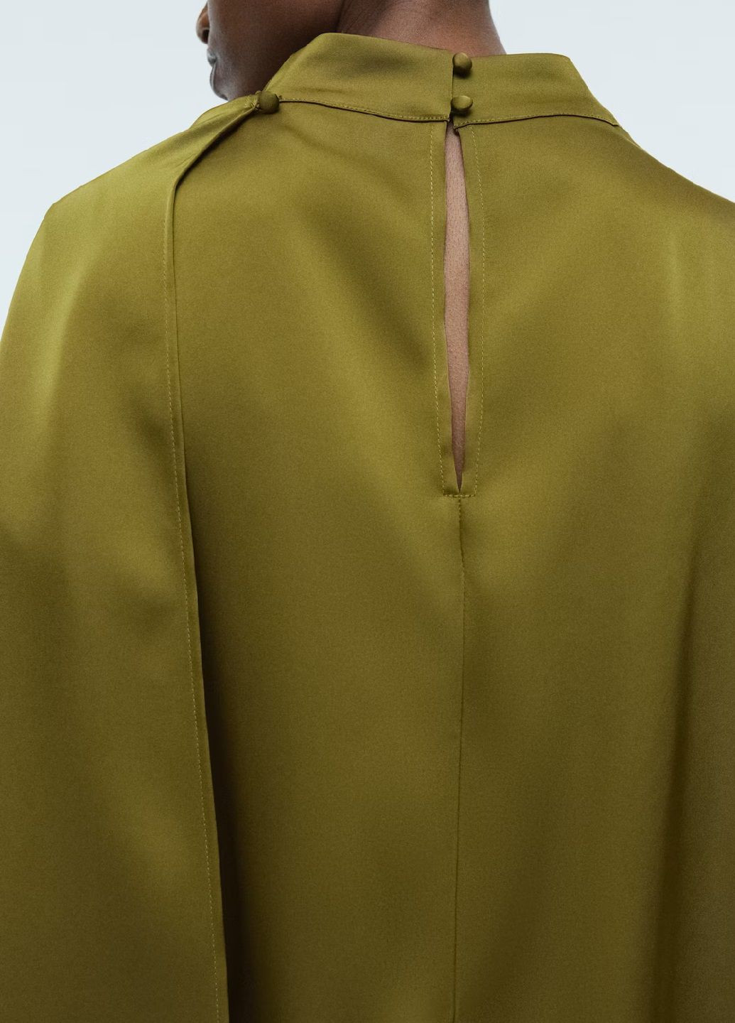 Оливковая блузка H&M