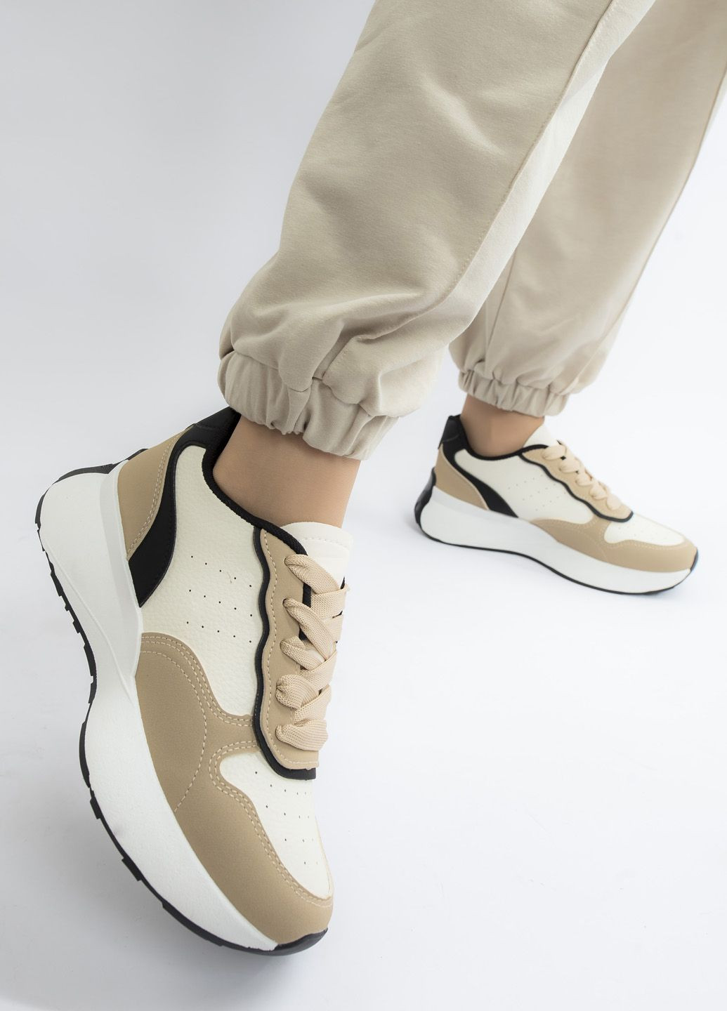 Кроссовки женские Stilli бежевые демисезоны (301525012)