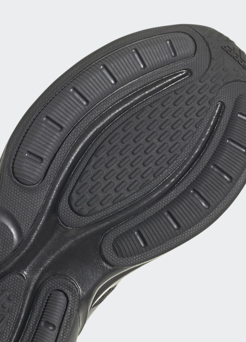 Чорні всесезонні кросівки alphabounce+ sustainable bounce adidas