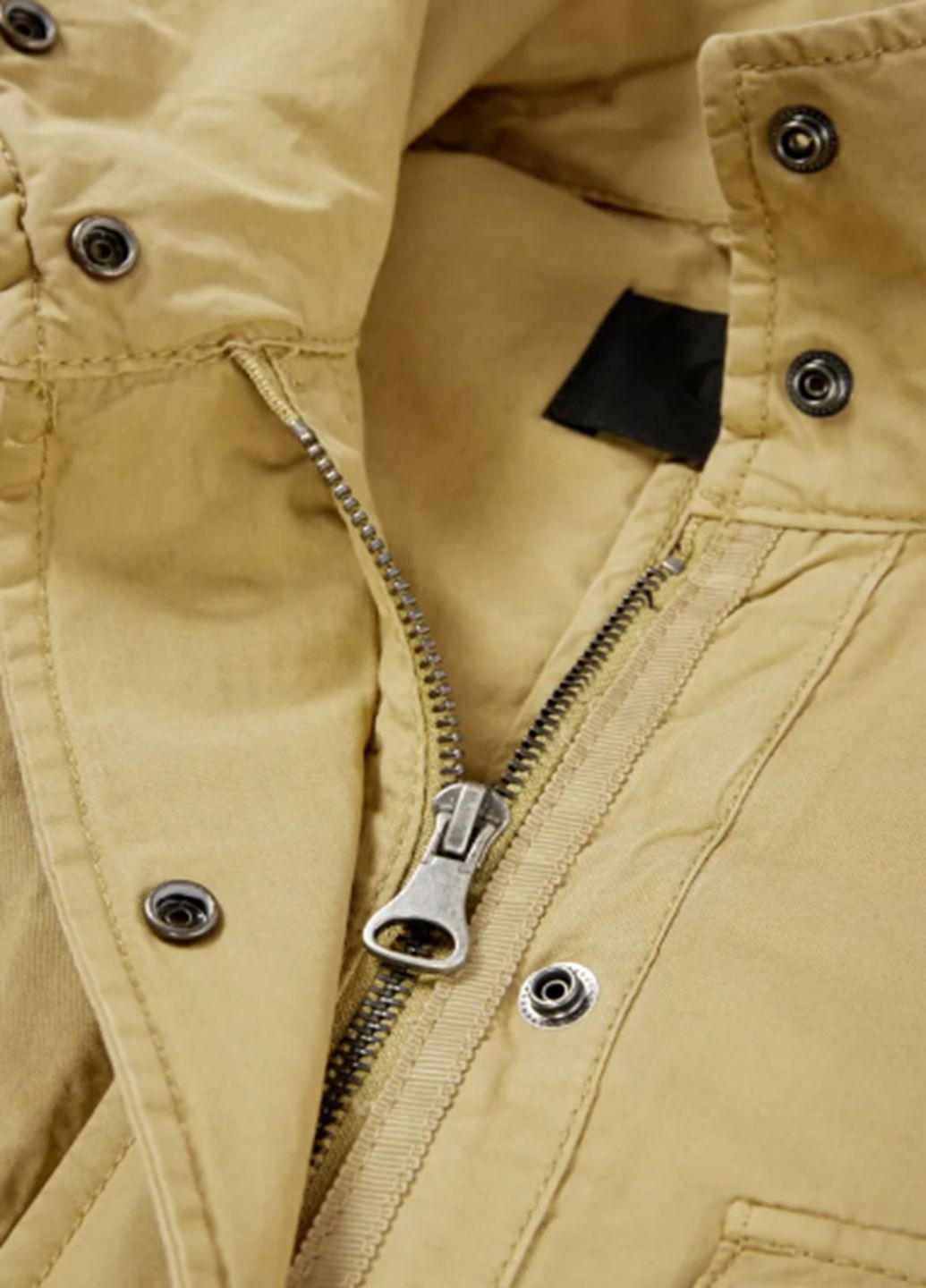 Зеленая демисезонная куртка C&A