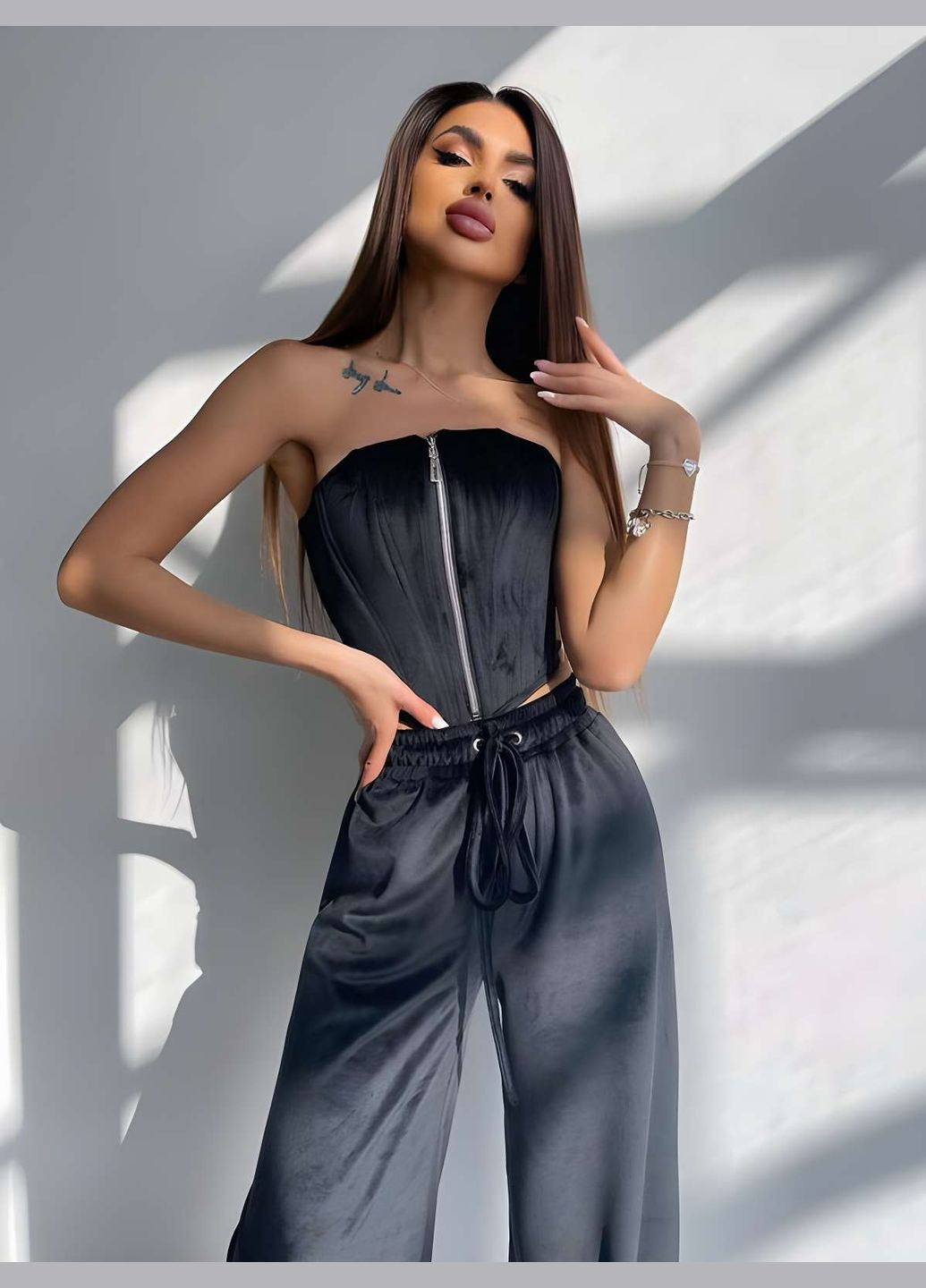 Мягкий велюровый костюм тройка с корсетом, женский спортивный костюм на... No Brand (331283901)