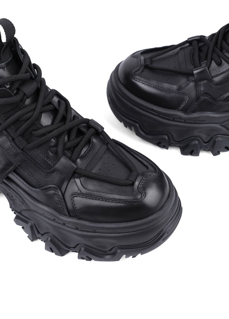 Осенние женские ботинки 3933-1 черная кожа MIRATON