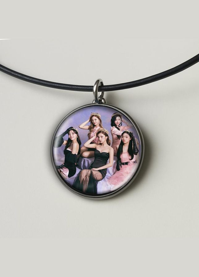 Підвіска (кулон) K pop ITZY #02 (круглий) No Brand (328050483)