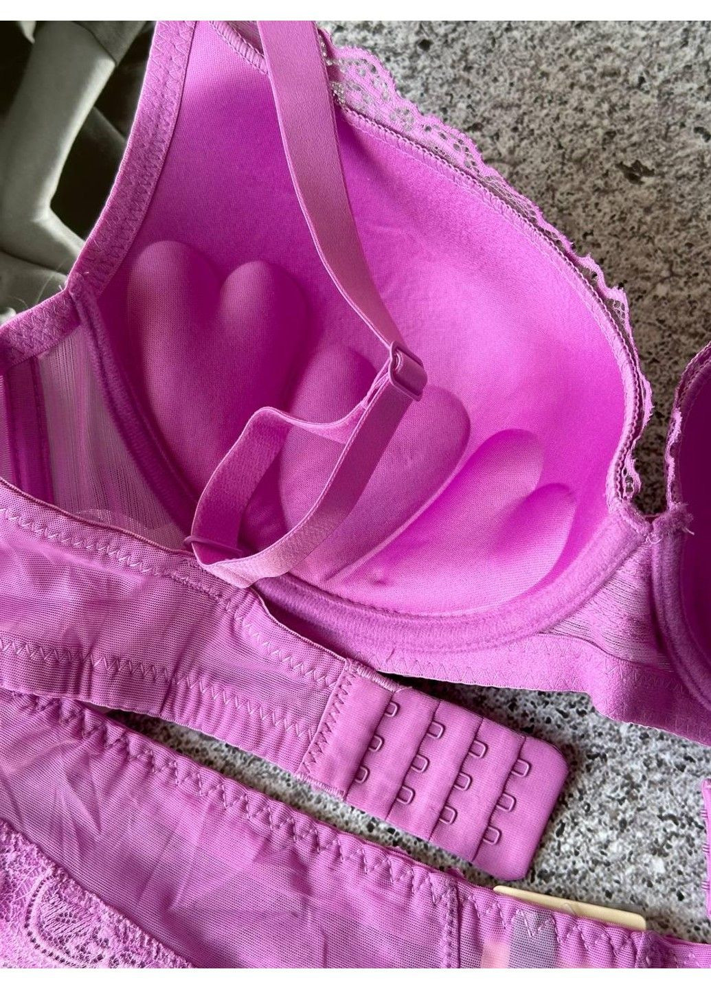 Розовый розовый комплект женского нижнего белья кружевной бюстгальтер и трусики Weiyesi