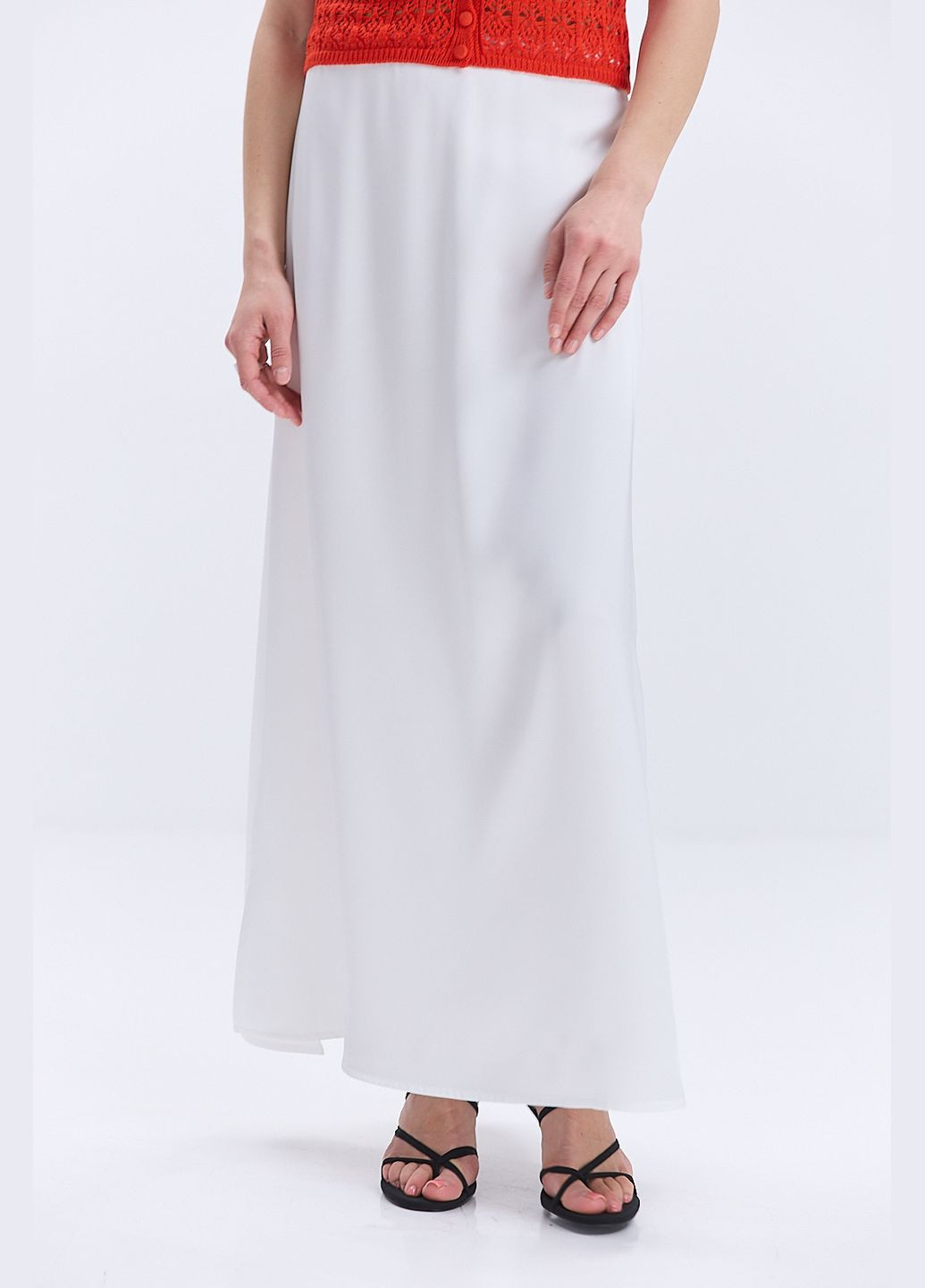 Довга атласна спідниця-трапеція з розрізом збоку Arjen (331176740)