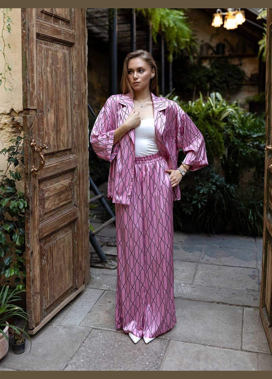 Жіночий шовковий костюм вільного крою Avanti (334676837)