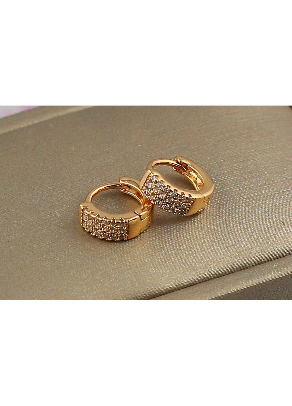 Серьги кольца с тремя дорожками из камней 1 см золотистые love-shopping Xuping Jewelry (354657641)