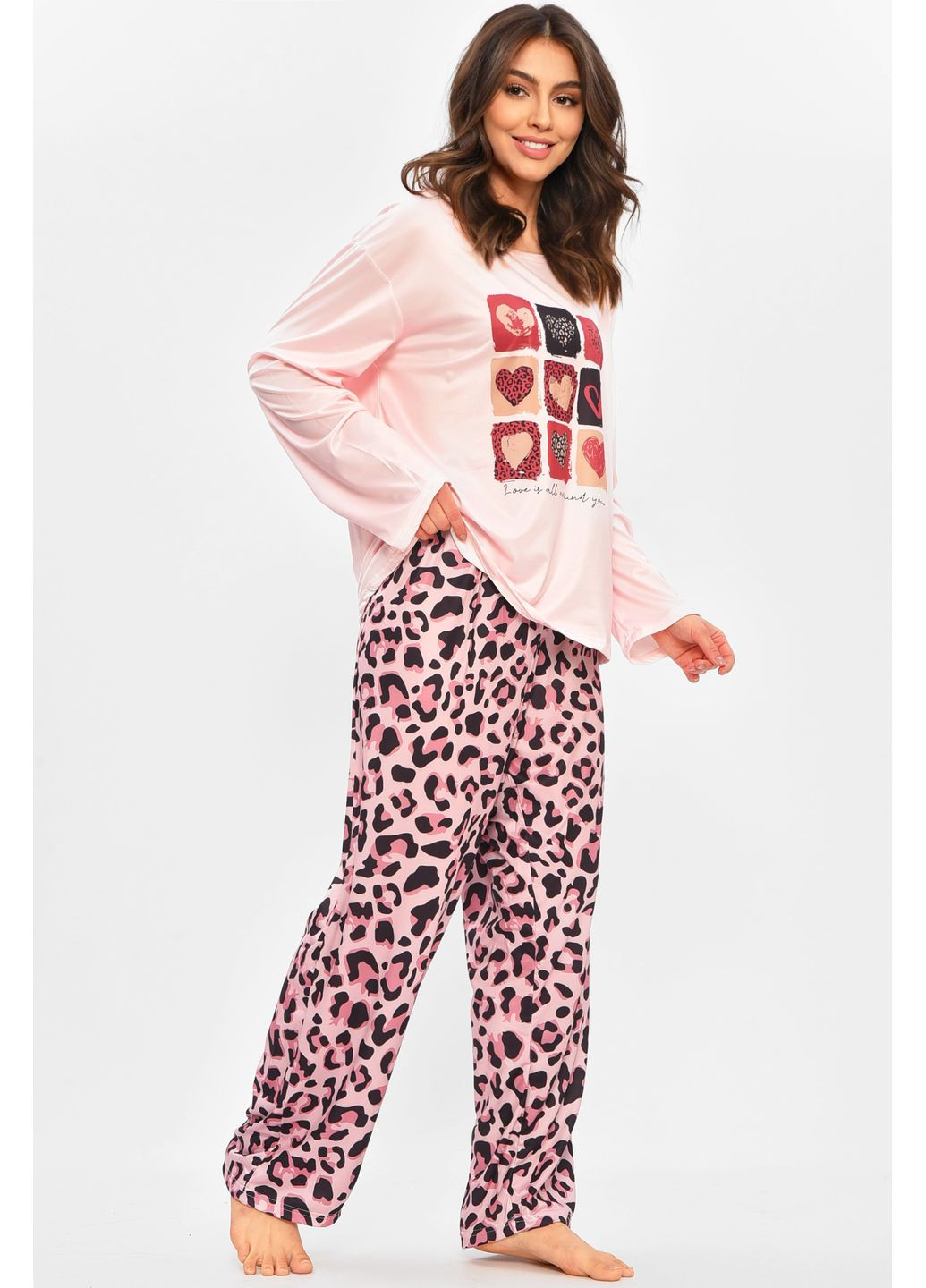 Розовая всесезон пижама женская полубатальная розового цвета с принтом свитшот + брюки Let's Shop