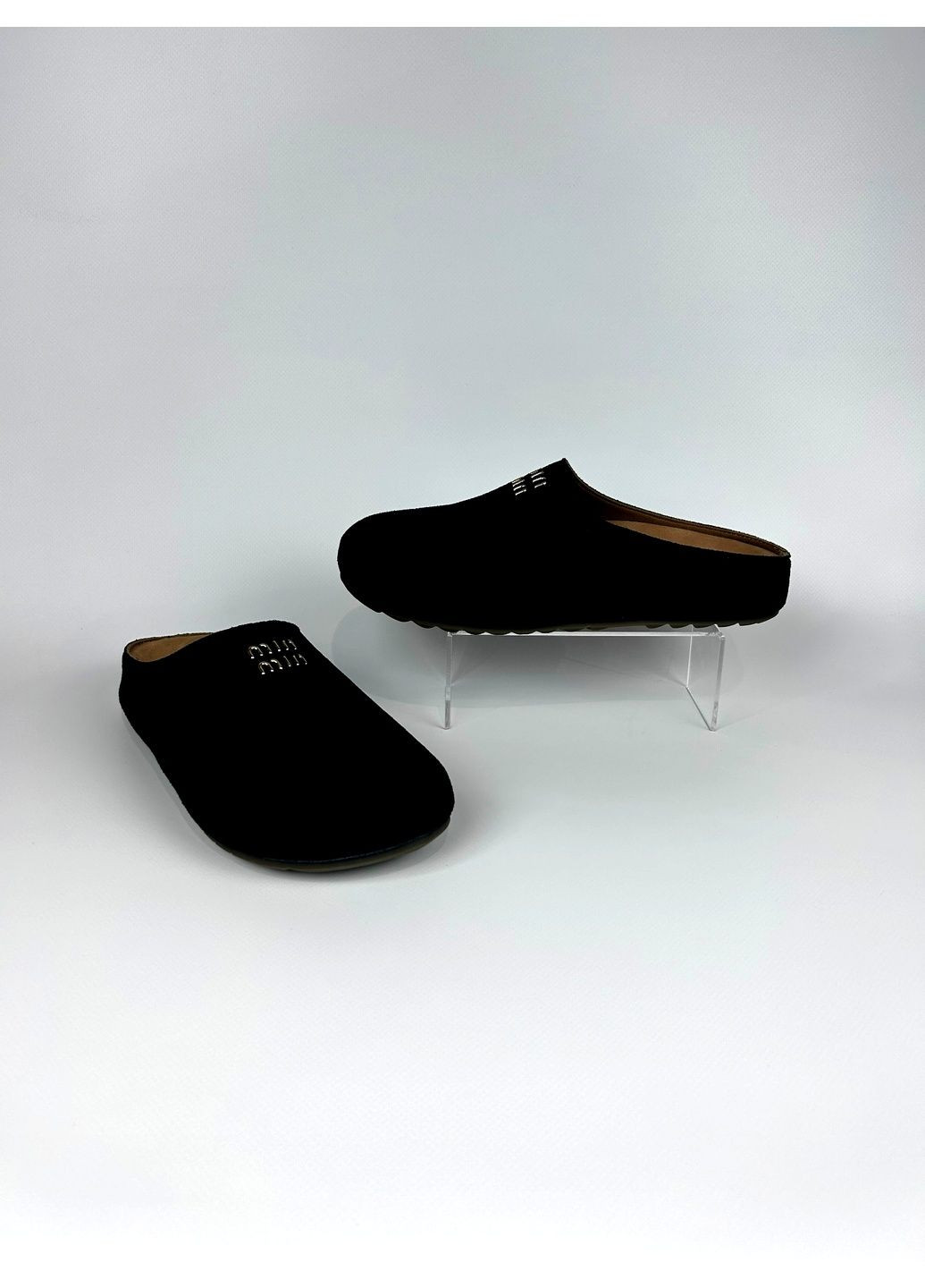 Черные шлепанцы с искусственной замши для женщин No Brand