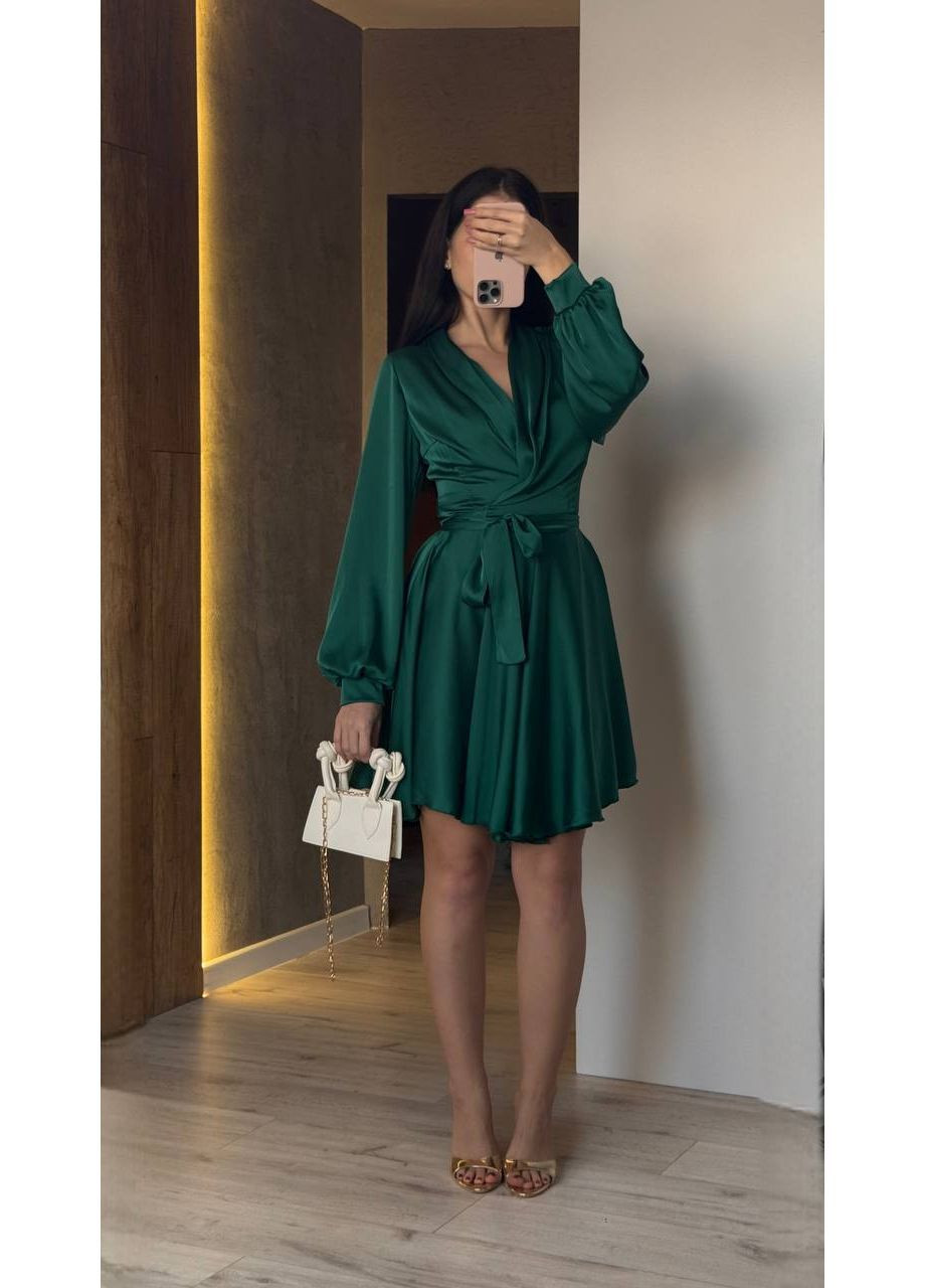 Изумрудное вечернее платье женское на запах KaraMix однотонное