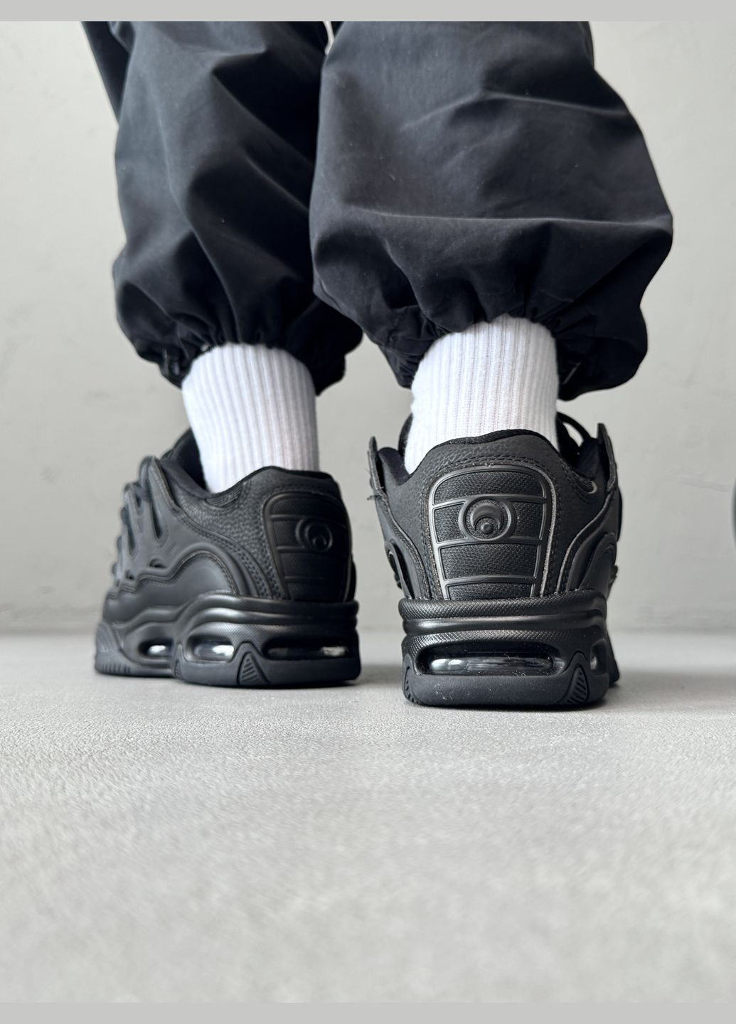 Чорні Осінні кросівки чоловічі і жіночі osiris black | осіріс чорні No Brand