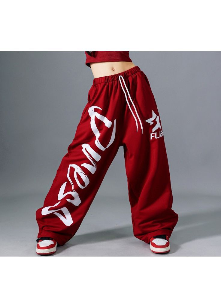 Красные брюки China