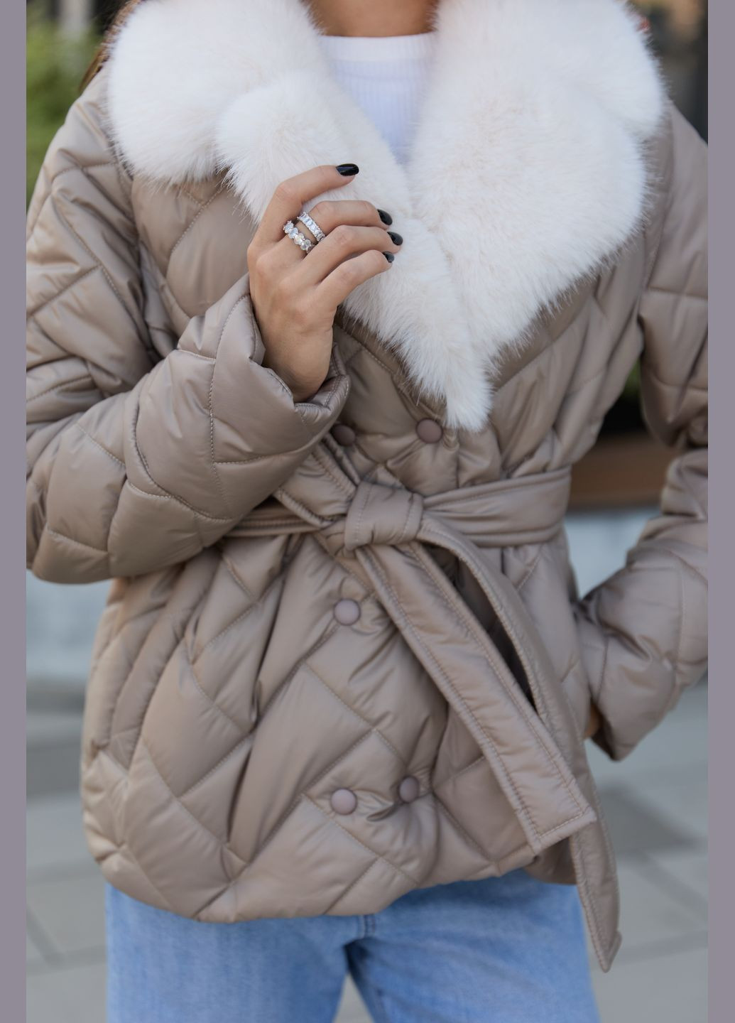Кофейная зимняя куртка MN