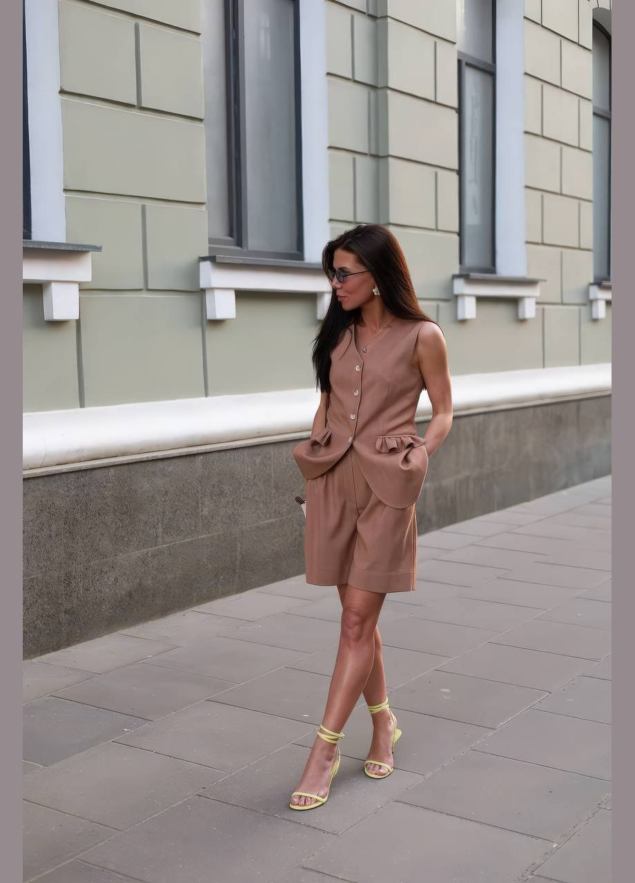 Жіночий костюм з шортами та жилетом Avanti (346055687)