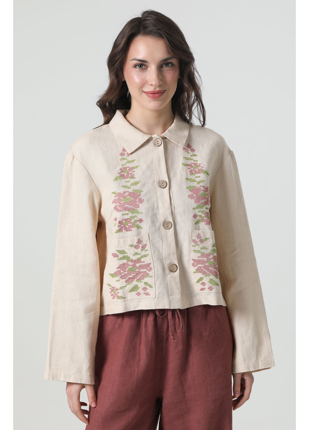 Жіночий вишитий лляний жакет без підкладки на ґудзиках, з комірцем та кишенями Зореслава., р., код 5473/44/1330 ГАЛЕРЕЯ ЛЬОНУ (369667884)