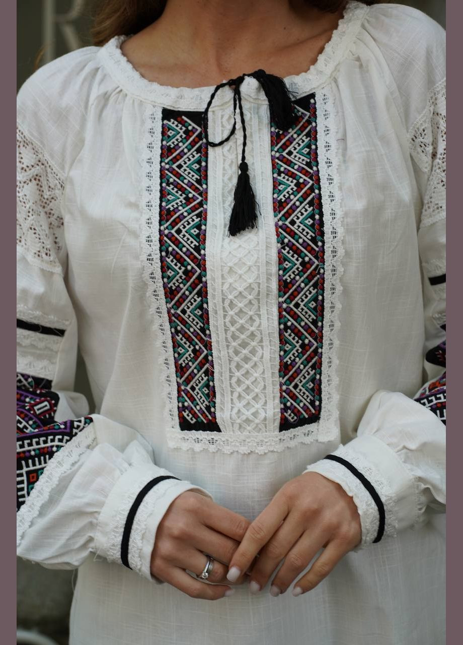 Белая вышиванка "весенняя симфония" ESQ (333655315)