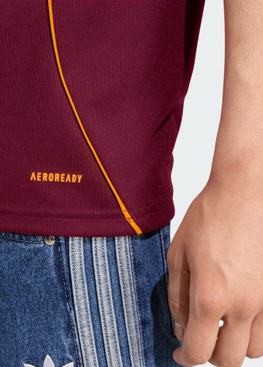 Бордовый демисезонный спортивный лонгслив adidas с логотипом