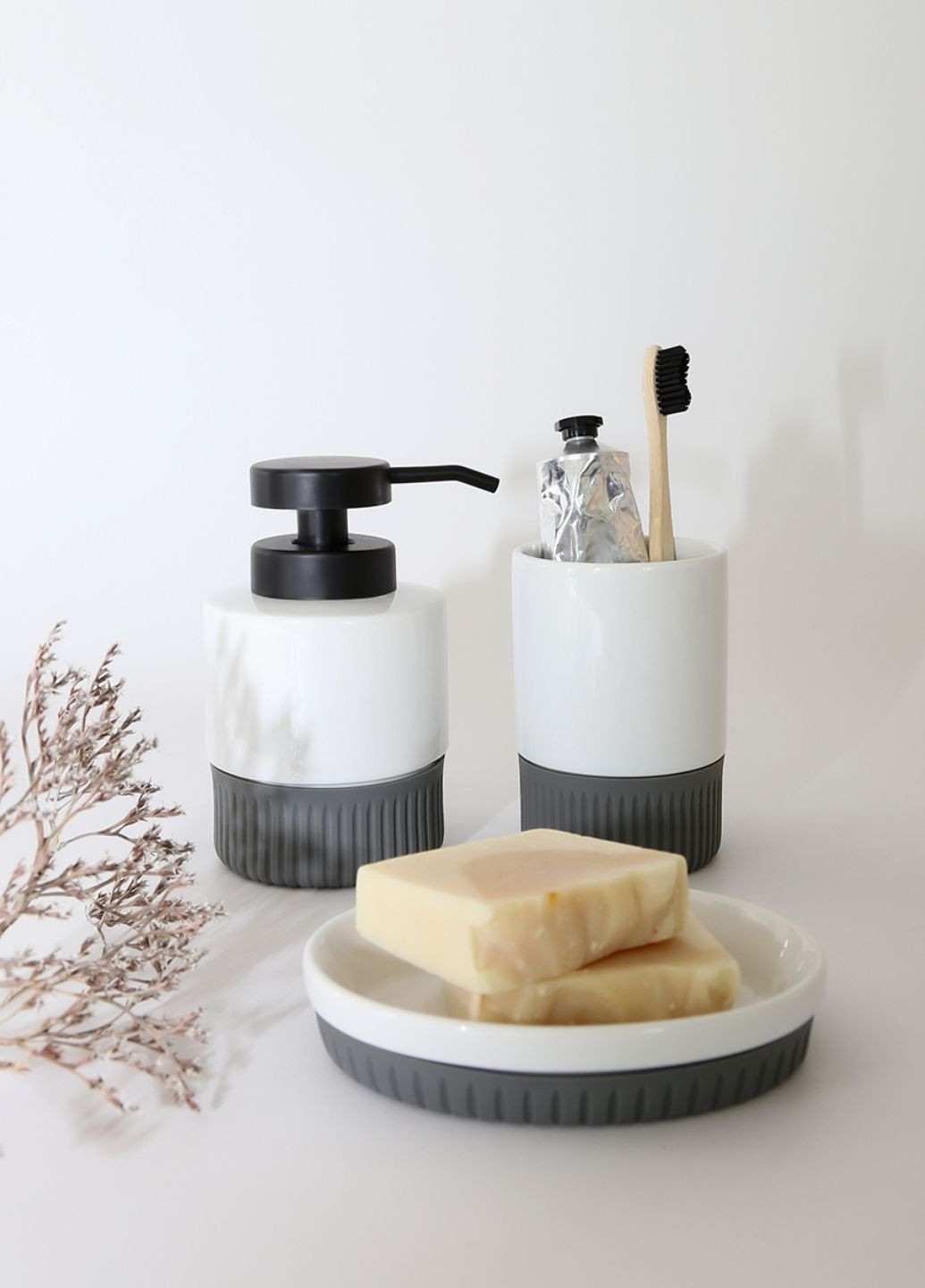 Диспенсер для рідкого мила "Stockholm" 360 мл MVM (322931559)