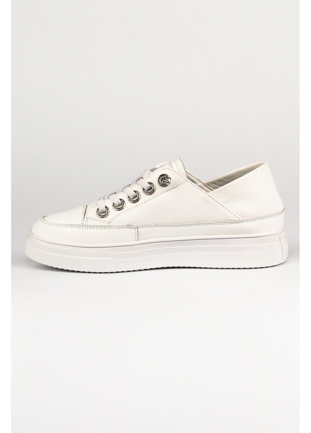 Белые демисезонные женские кроссовки 1100186 Buts