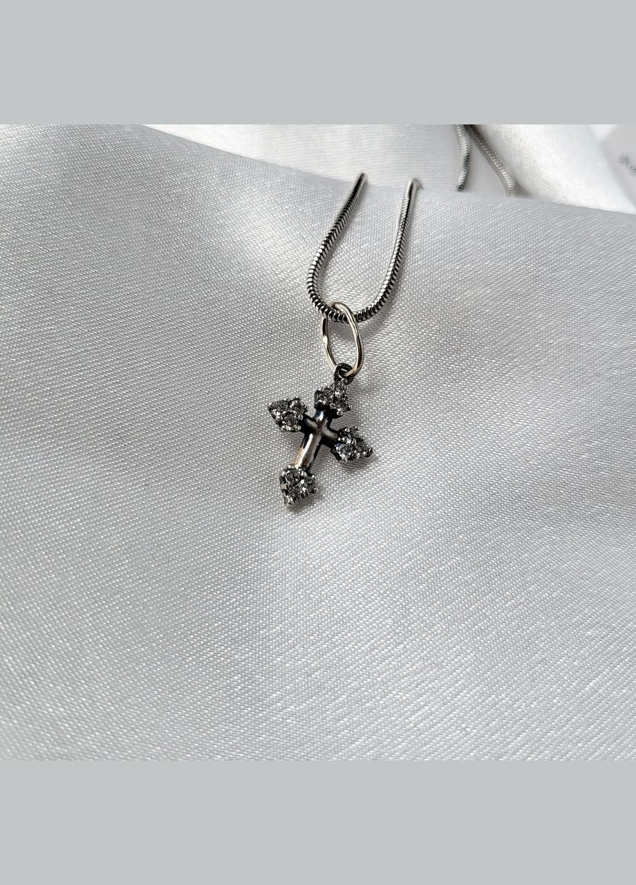 Срібний маленький Хрест із Білими каменями срібло 925 проби Чорне 3338ч 1.50г No Brand (306741836)
