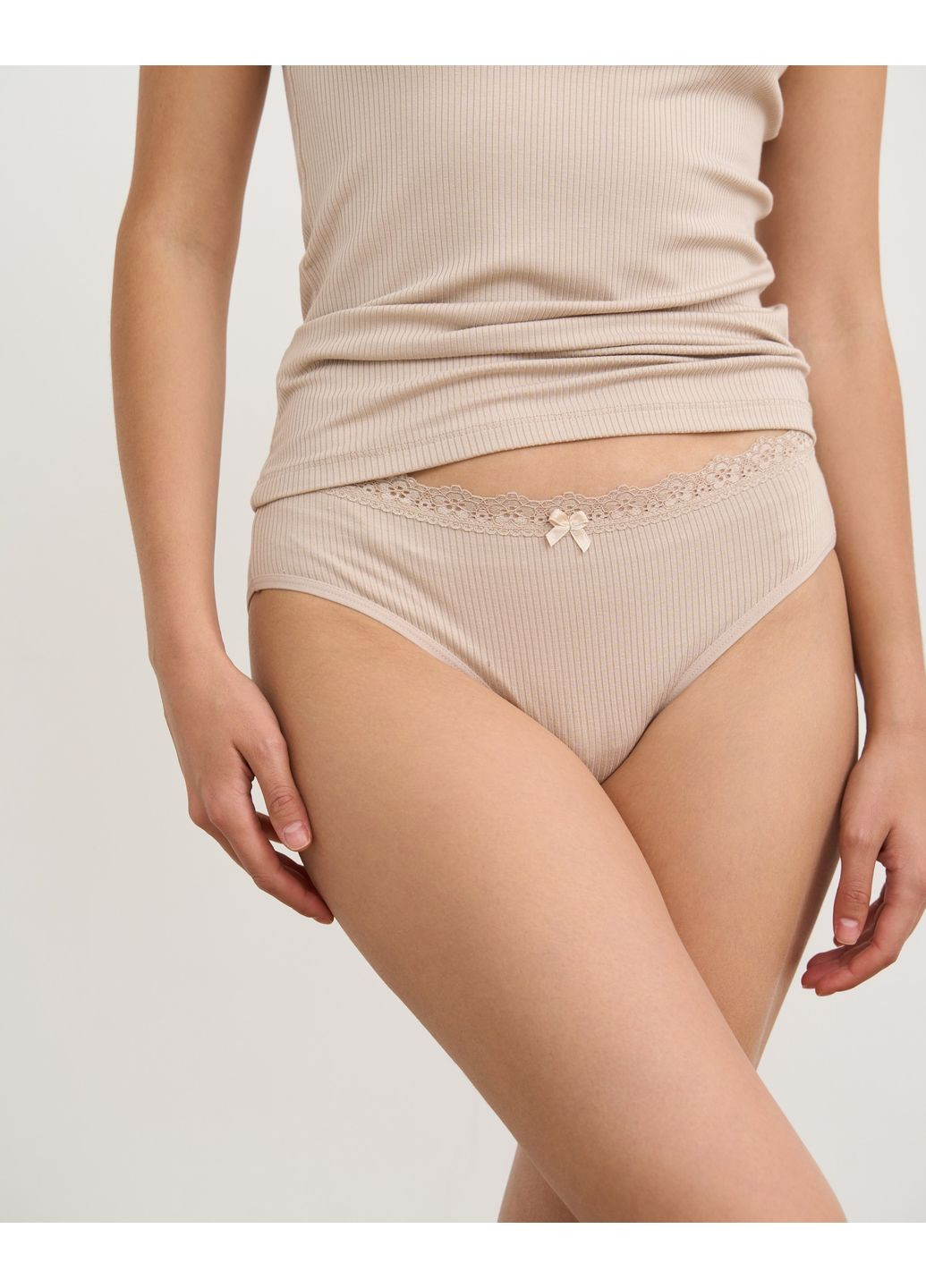 Бежева комплект жіноча майка з трусиками Ozkan