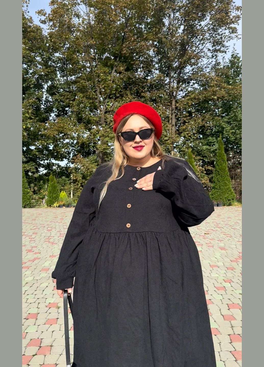 Черное платье вельвет EVVA