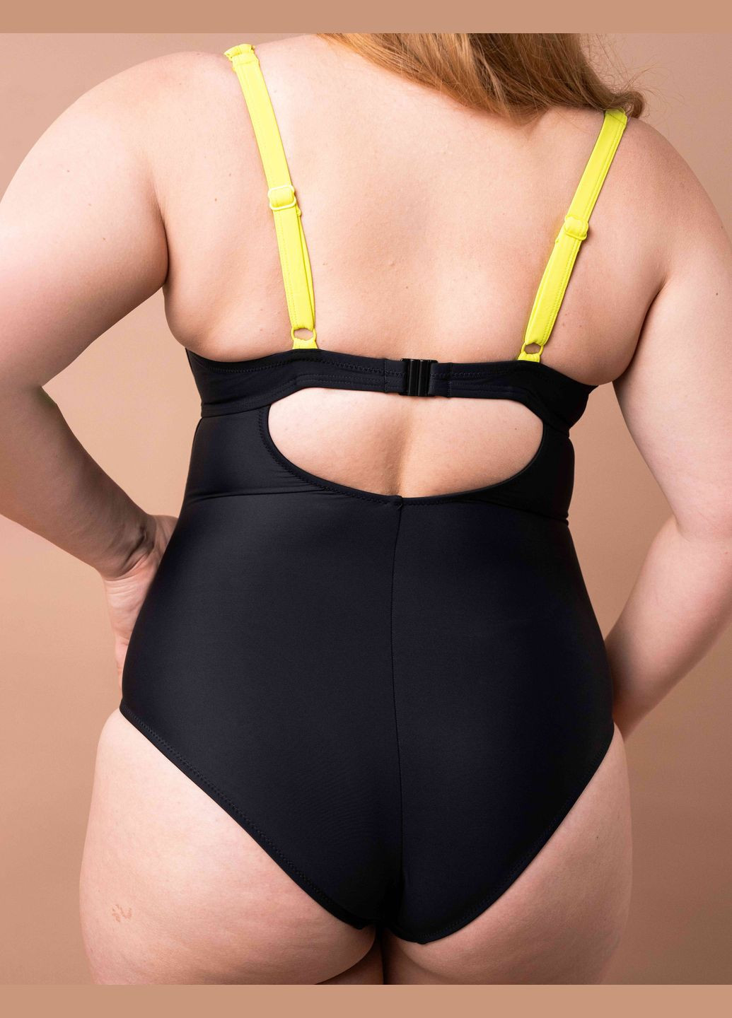 Комбинированный летний купальник цельный с мягкой чашкой яркая жизнь so246709 разноцветный Brabrabra Яскраве життя