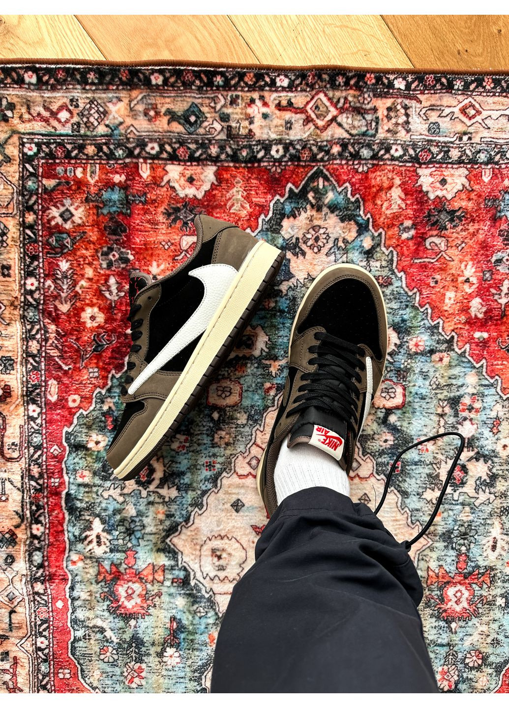 Коричневі Осінні кросівки чоловічі і жіночі nike air jordan 1 retro low x travis scott low | найк еір джордан 1 ретро коричневі No Brand