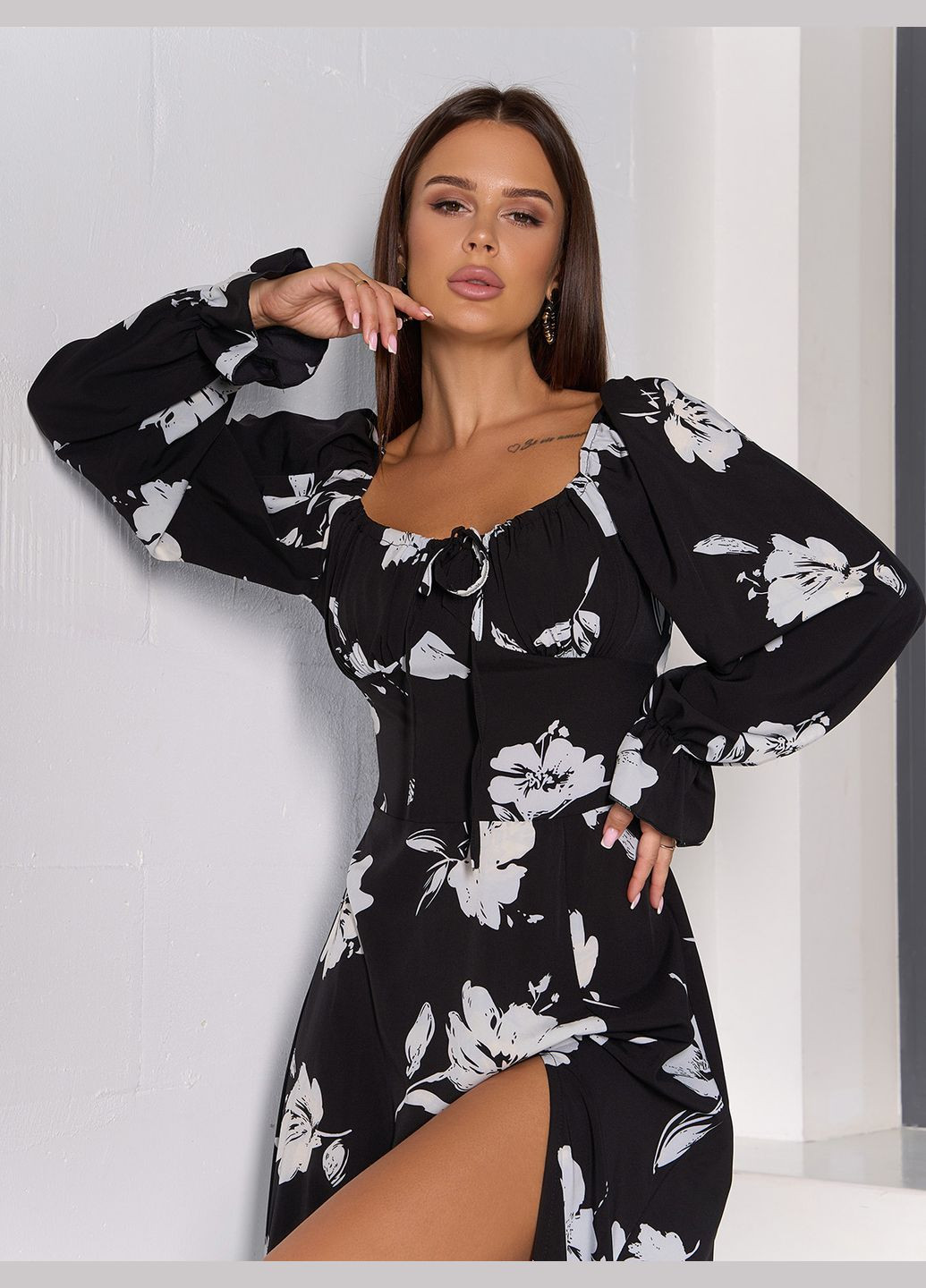 Чорна повсякденний сукні ISSA PLUS з квітковим принтом