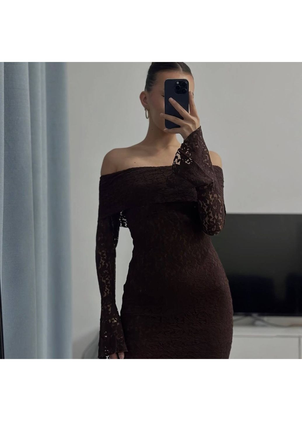 Коричневое вечернее женское платье с открытими плечами KaraMix однотонное