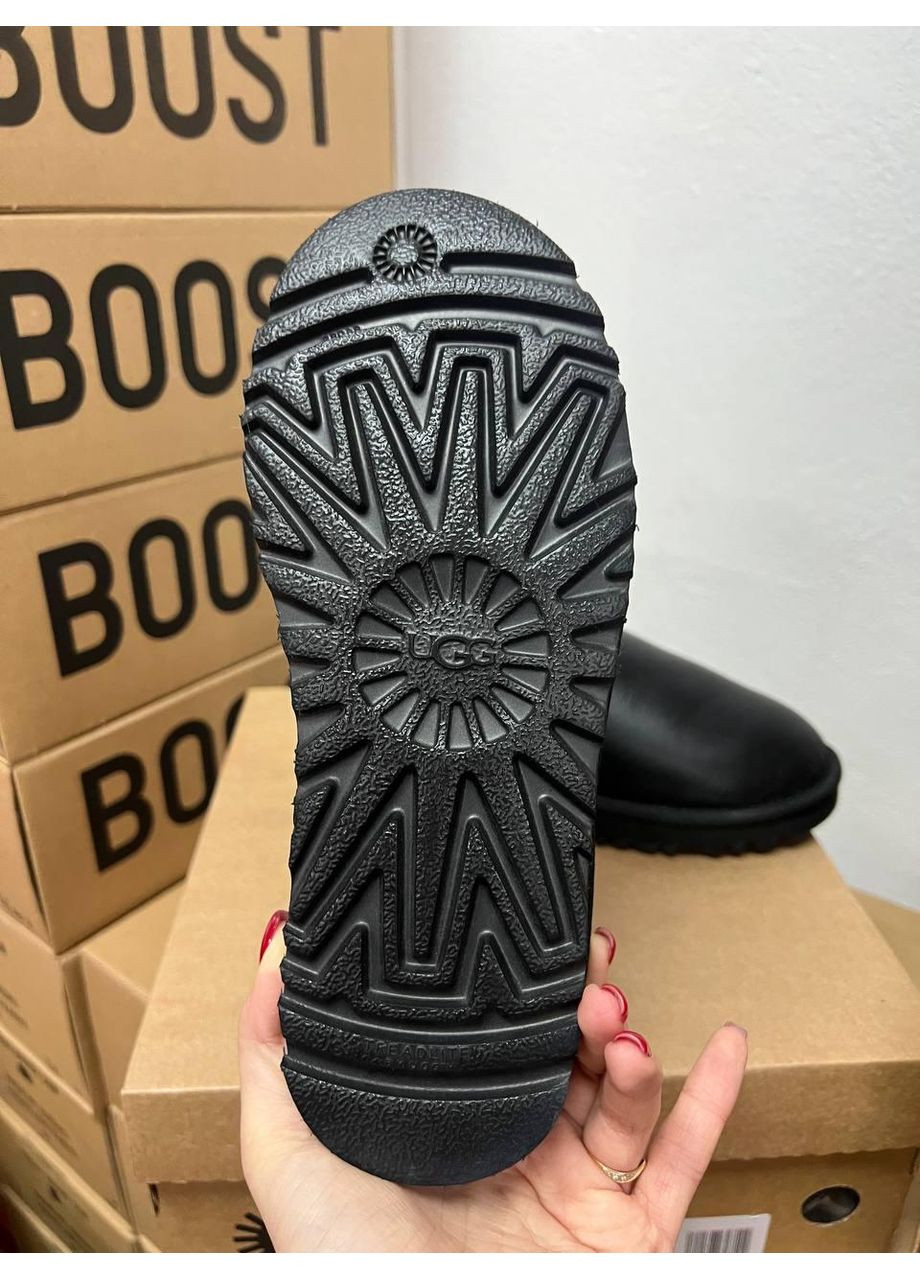 Уги Женские UGG Classic Mini Black Leather No Brand (364860167)