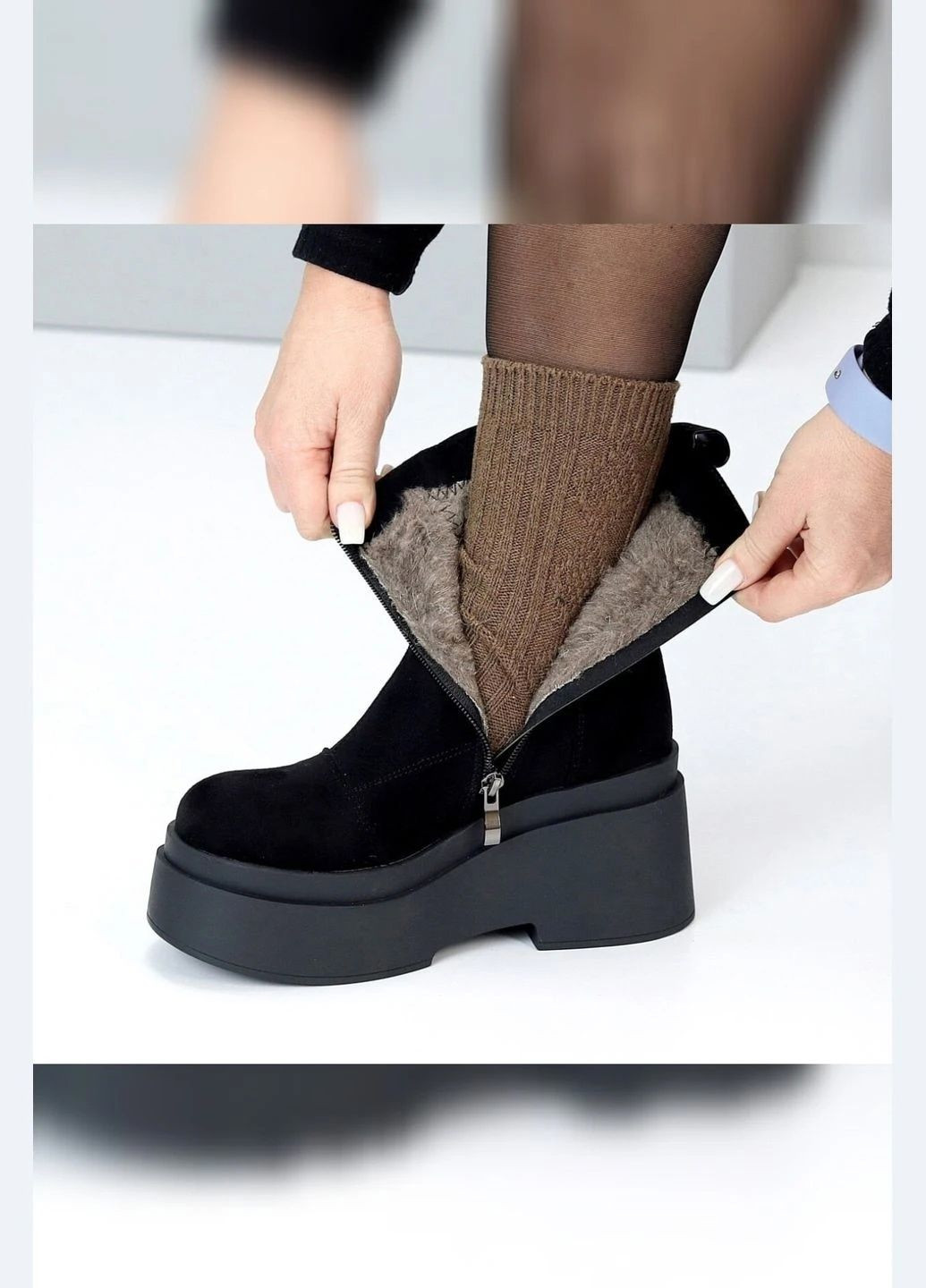 Зимние женские зимние черные ботинки сапоги из эко-замши на танкетке с мехом для зимы Viki с молнией из искусственной замши