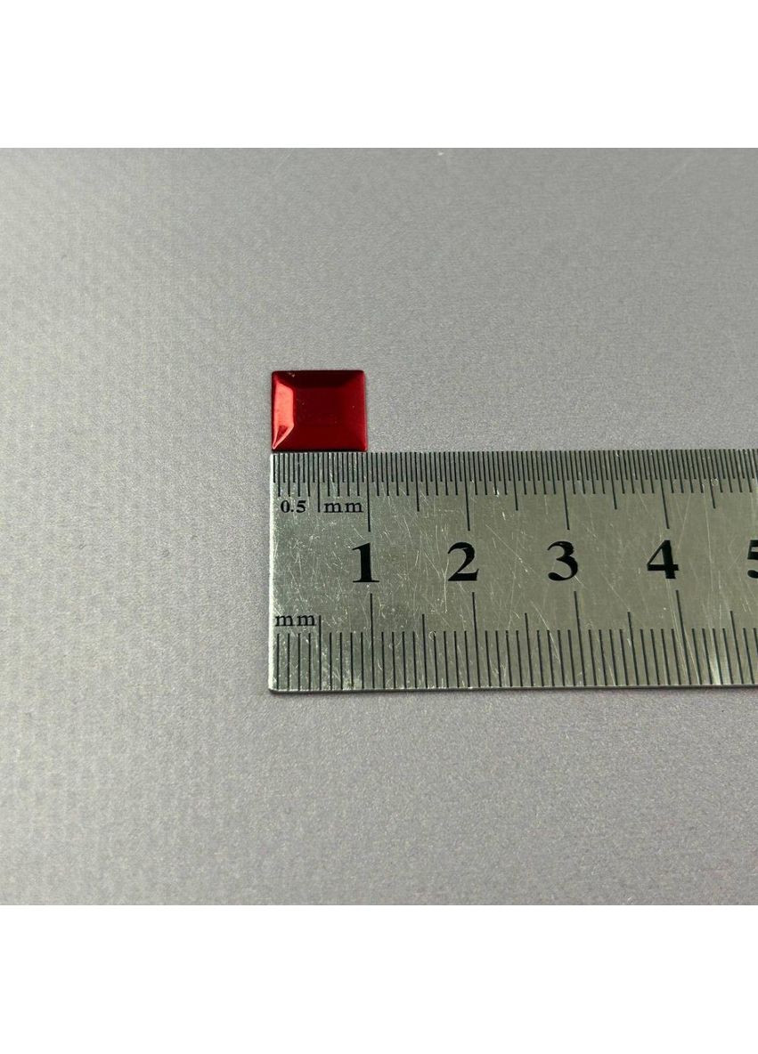 10г - металлостразы термоклеевые, квадрат 10 мм - красный Plus-plus (352746169)