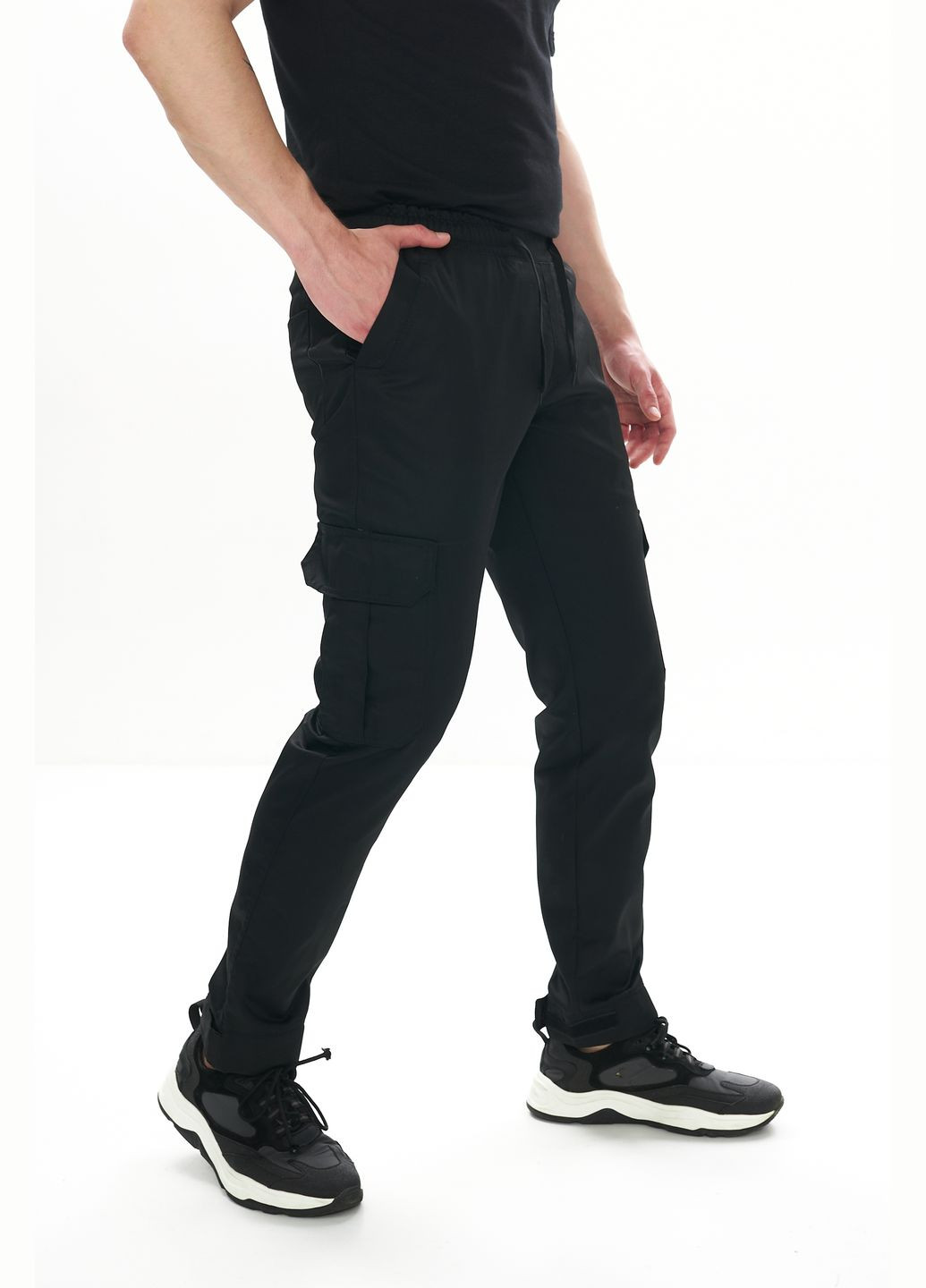 Черные повседневный, кэжуал демисезонные прямые брюки Intruder