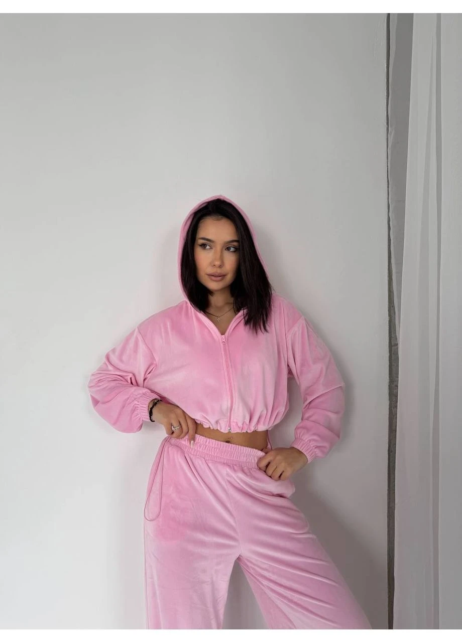 Женский велюровый костюм с укороченным худи и свободными штанами No Brand (385979914)