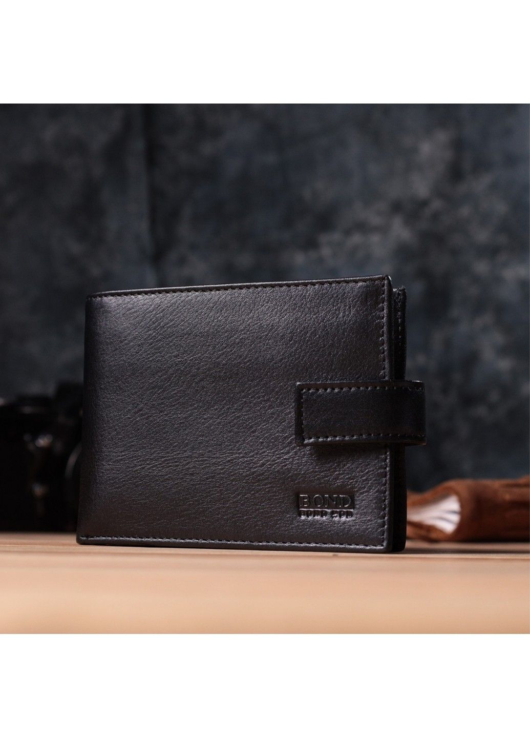 Місткий чоловічий гаманець з натуральної шкіри 22861 Чорний Bond (315634432)