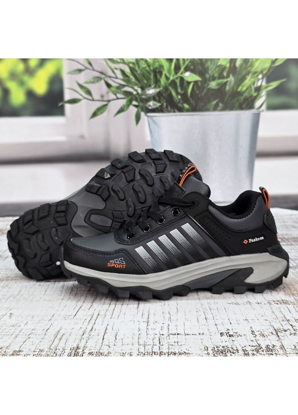 Темно-серые демисезонные кроссовки подростковые KMB