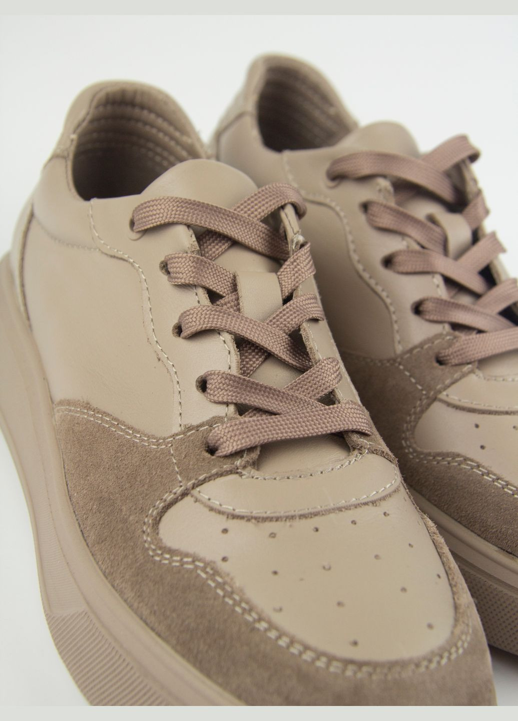 Бежевые кеды женские Respect