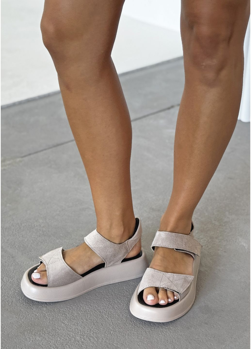 Універсальні босоніжки з натуральної замші InFashion Босоніжки (358501664)