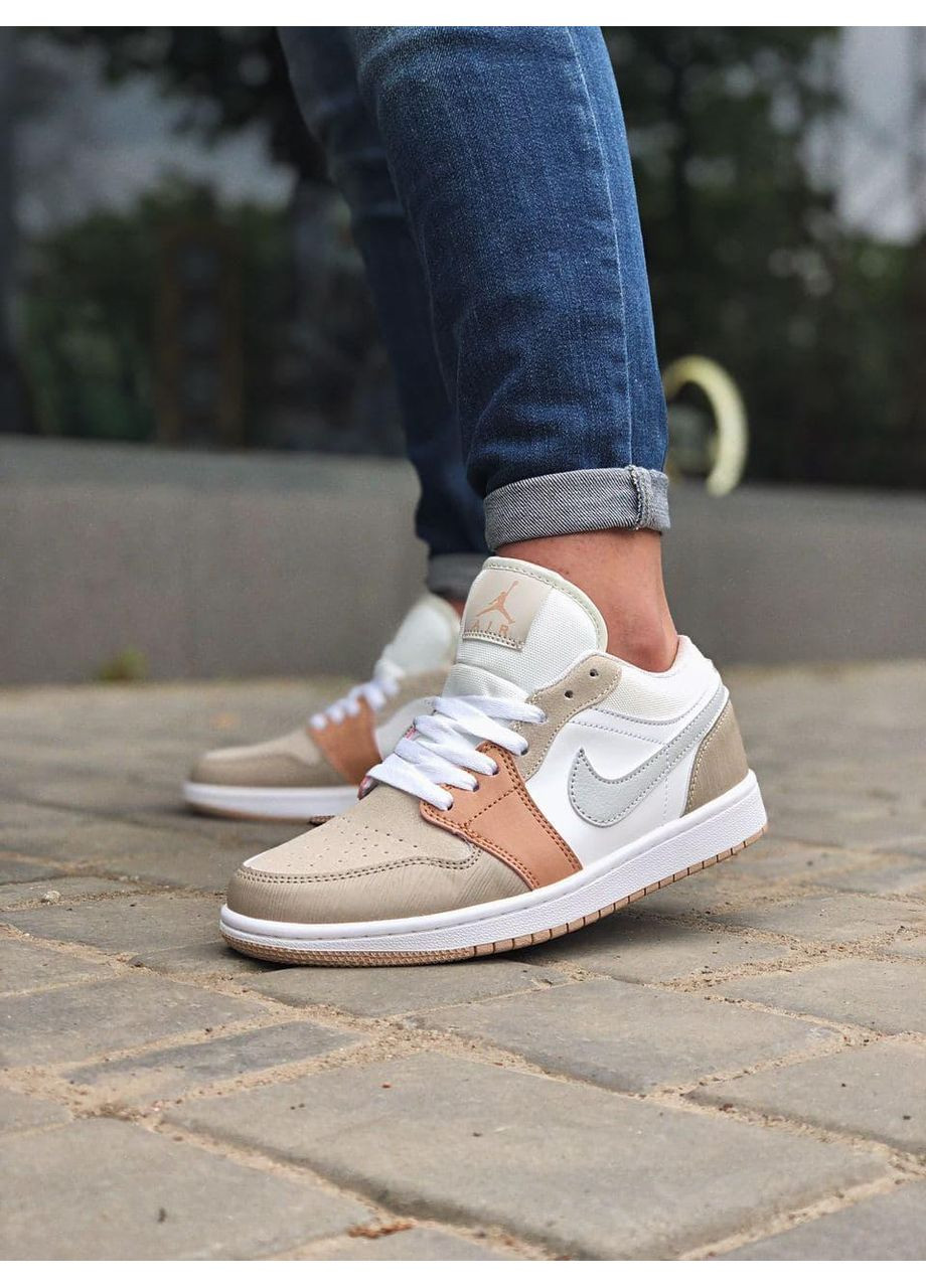 КРОССОВКИ ЖЕНСКИЕ NIKE AIR JORDAN RETRO 1 LOW BEIGE WHITE НАЙК АИР ДЖОРДАН No Brand бежевые демисезоны (367169379)