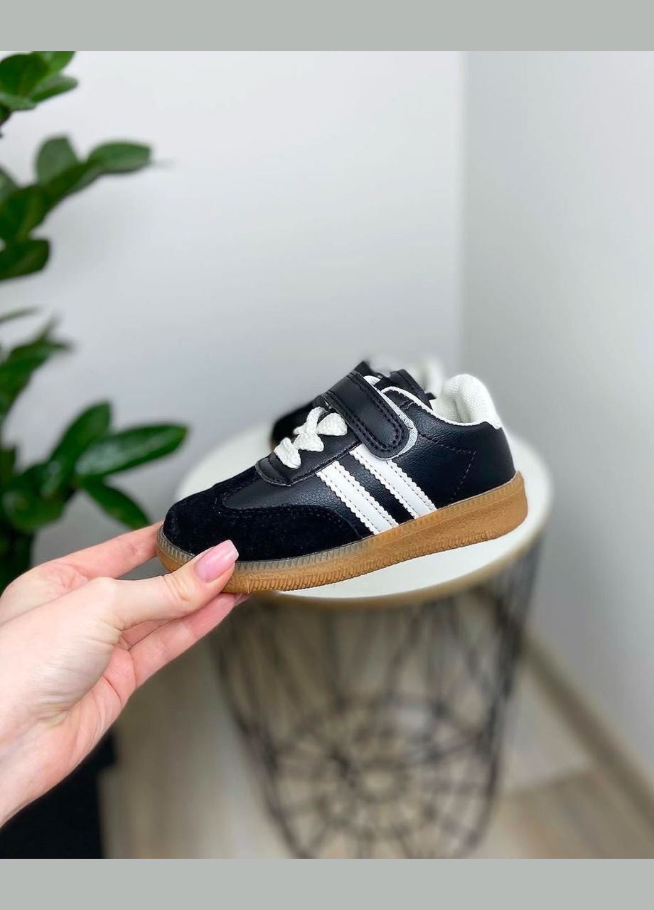 Чорні всесезонні дитячі кросівки чорні 851 No Brand