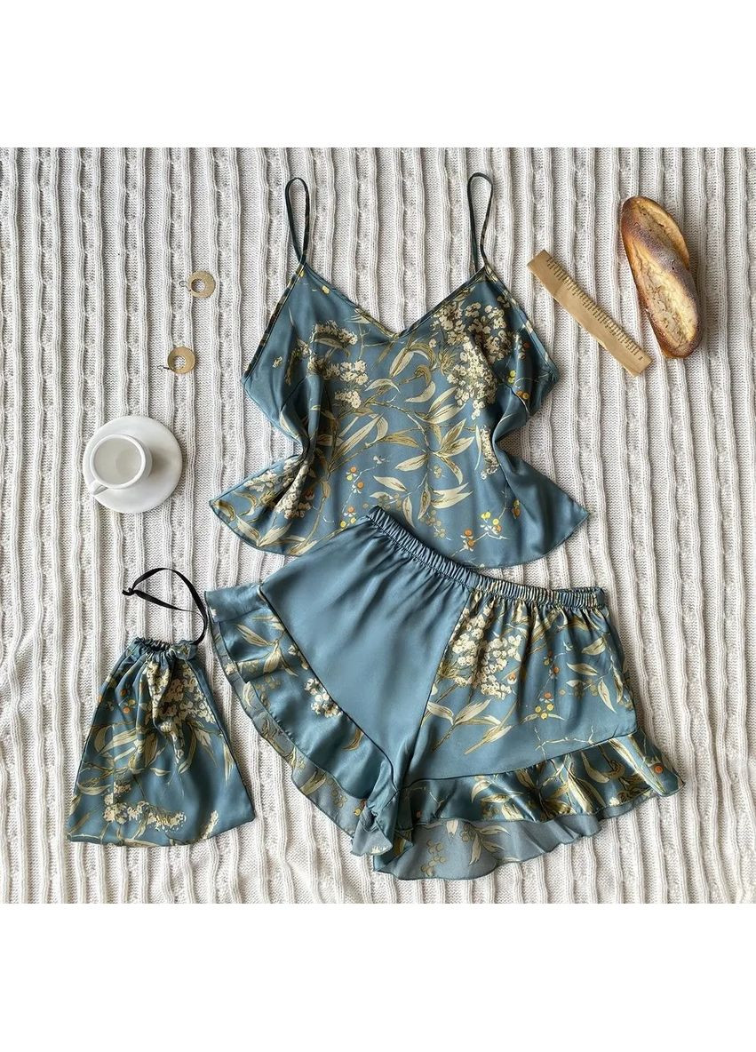 Зелена атласна жіноча піжама з шортами і топом на бретелях. атласна піжама жіноча з абстрактним принтом China