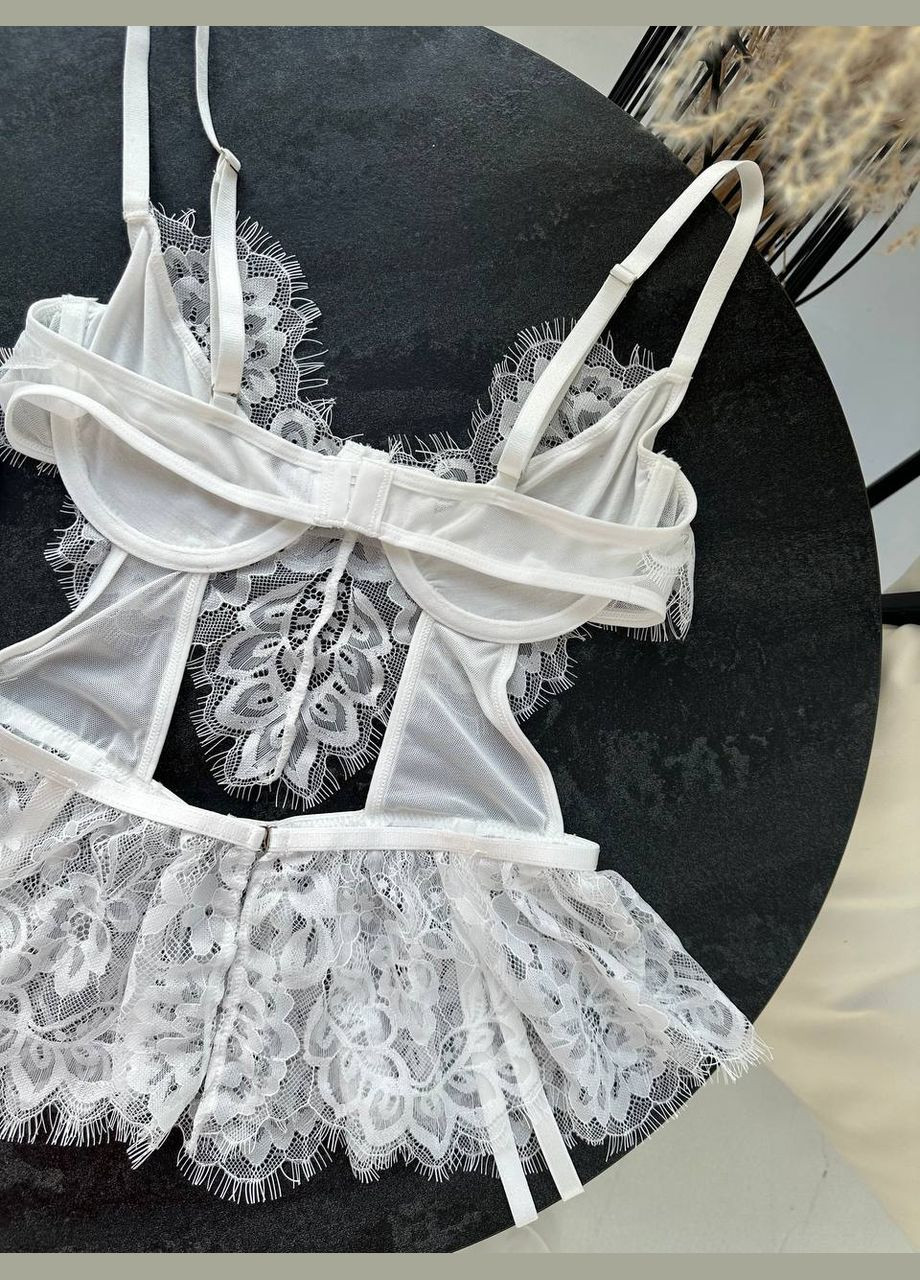 Белый комплект нижнего белья Domino