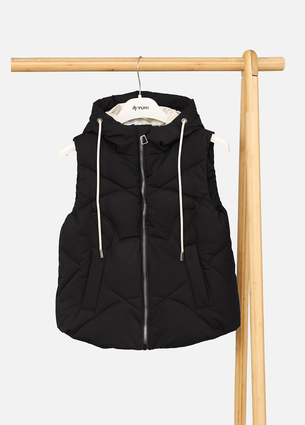 Утепленный жилет для девочки цвет черный ЦБ-00269464 JPLT (322763960)